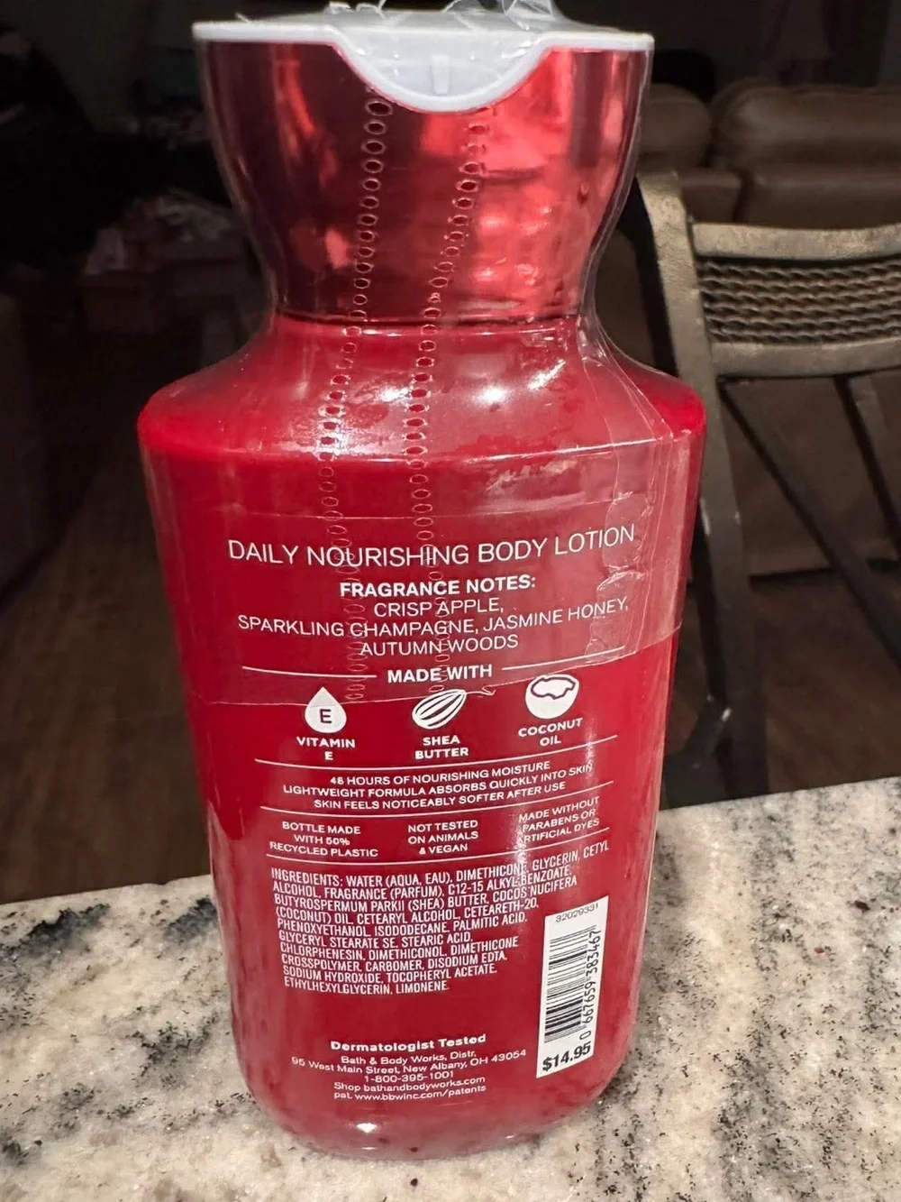 Bath & Body Works Champagne Apple & Honey Body Lotion - Red